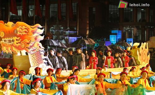 Các nghệ sĩ Dân ca Quan họ Bắc Ninh hát giao duyên trong lễ hội