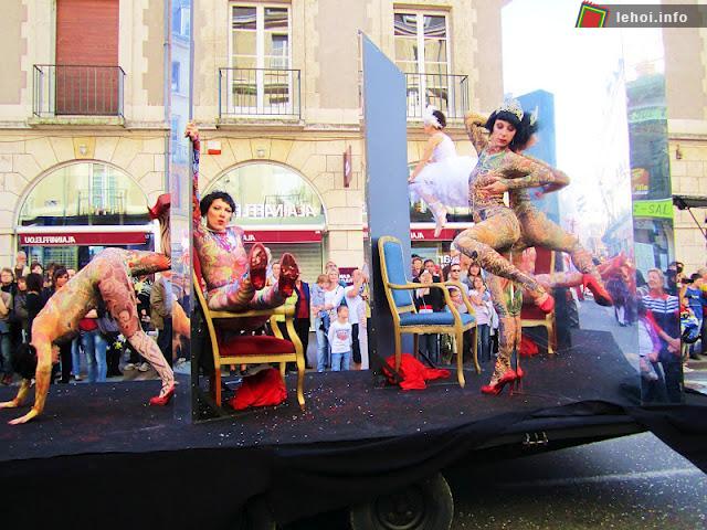 Lễ hội Carnaval Blois ở Pháp