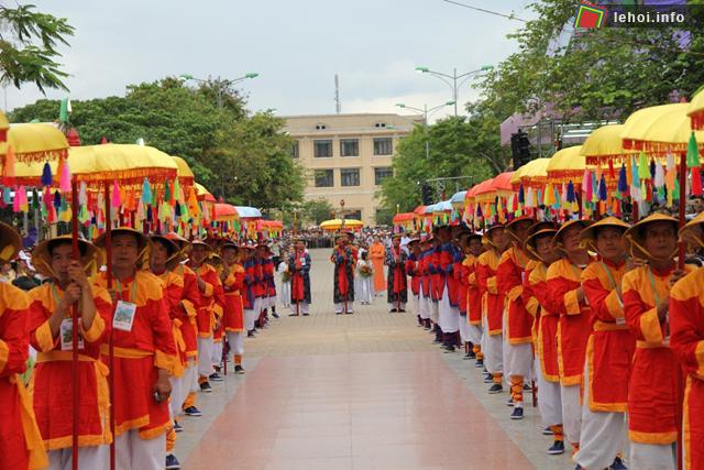 Lễ hội La Vang là một lễ hội lớn và quan trọng trong năm của người dân Quảng Trị