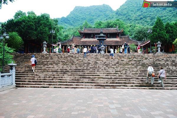 Sân chùa Thiên Trù được cho là nơi diễn ra cảnh hôi đồ cúng
