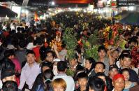 Ảnh Nô nức trảy hội chợ Viềng ở Nam Định