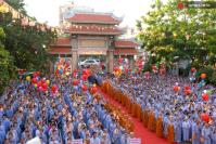 Ảnh Tưng bừng Tuần Đại lễ Phật Đản - 2013