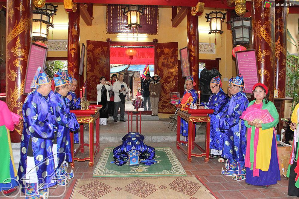 Đội nam tế